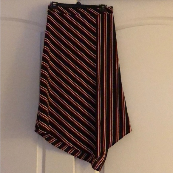 SOLD‼️H&M Fashionable Skirt Divided|New|Size S - Picture 2 of 8